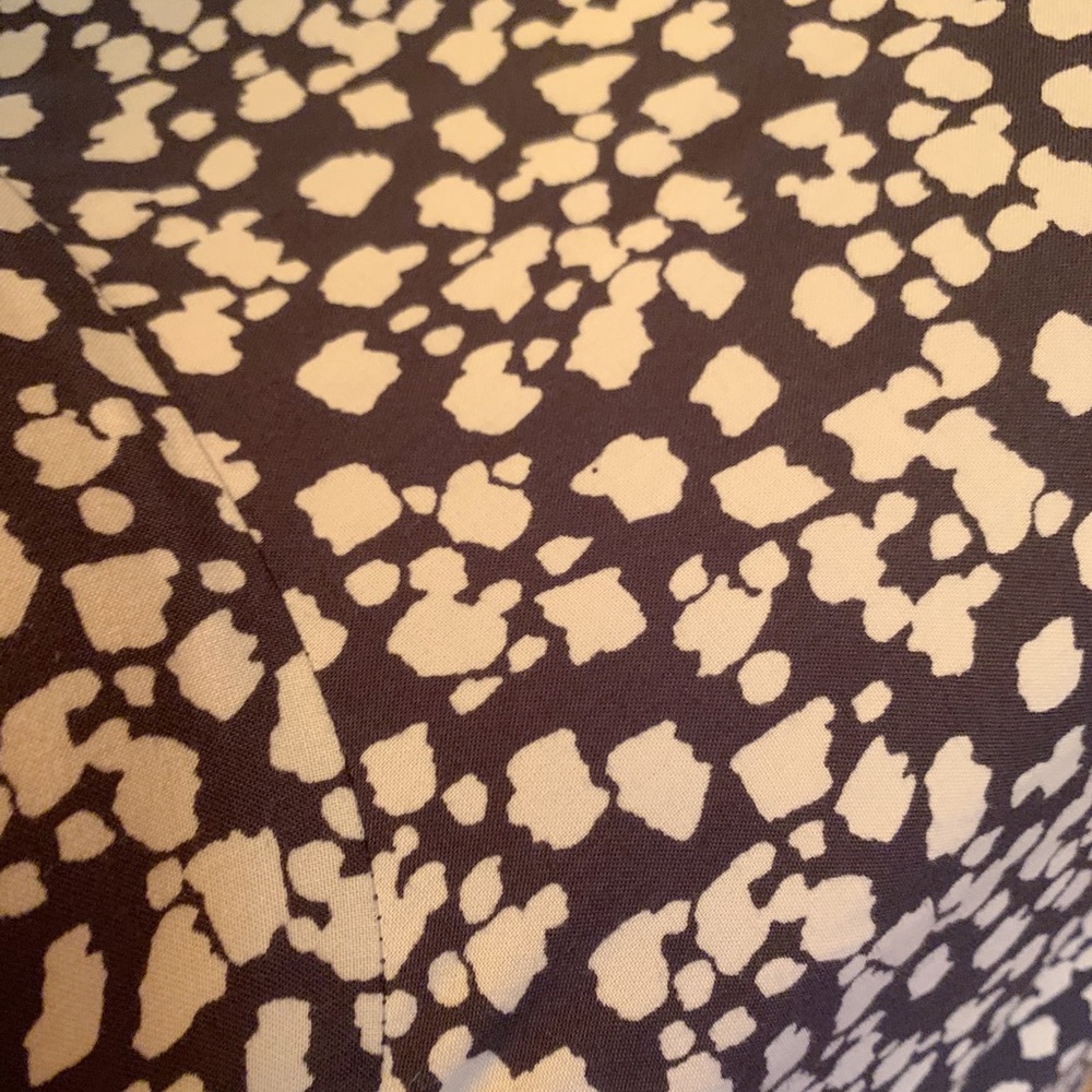 Patterned Long Sleeve Mini Dress🤍 - Picture 3 of 3